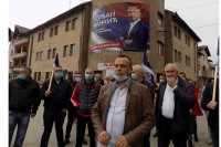 Угоститељи, музичари и родитељи окупљањем изразили незадовољство уведеним мјерама