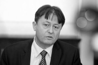 Преминуо Душко Шњегота, бивши главни ревизор