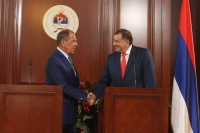 Dodik razgovarao sa Lavrovim: Srpska od Rusije želi da nabavi 250.000 doza vakcine do Nove godine