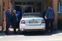Abdić pušten iz zatvora da vodi kampanju