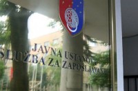 Sarajevo: Služba za zapošljavanje pozvala penzionisane medicinare da pomognu u liječenju korone