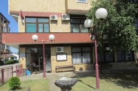 Прехрамбени и хигијенски пакети за 120 најстаријих пензионера из Шамцу