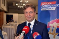 Grbić: Povećati primanja boračkih kategorija