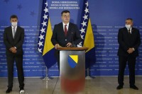 Novalić traži sastanak sa Viškovićem i Tegeltijom: Moramo hitno i zajednički djelovati