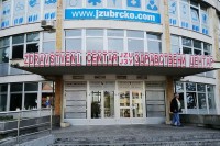 Брчко: Преминуле три старије жене, 93 нова случаја заразе