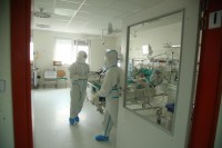 УКЦ: Информације о ковид пацијентима посредством телефона