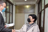 Приједор: Уручена прва електронска здравствена картица