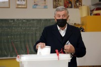 Небојша Радмановић