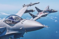 Vojna vježba OS BiH i SAD-a u Glamoču i na Manjači, učestvuju dva F-16 aviona