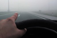 Стање на путевима: Коловози клизави, поледица у планинским предјелима
