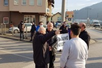 Blažuj: Građani traže uklanjanje migranata sa ulica