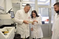 Екстракт из коре нара потенцијални штит од короне