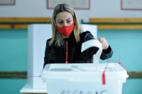 Stvorene nove partijske tvrđave