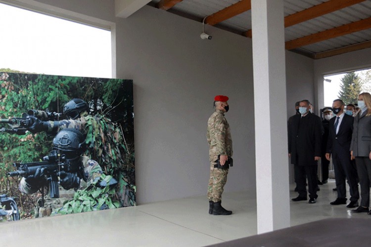 Данашњим отварањем нових садржаја који су коштали око 4,5 милиона КМ, Центар постао заокружена цјелина