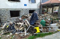 Дивља депонија у сребреничком насељу Хрид