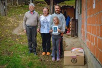 Удружење ''Кућа добрих тонова" из Сребренице помаже сиромашне