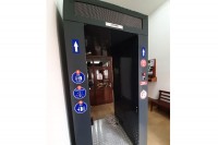 У Бијељини постављен дезинфекциони тунел на улазу у Градску управу