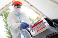 Преминуло 28 људи, вирусом корона заражене још 383 особе у Српској