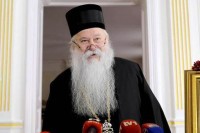 Mitropolit Hrizostom hospitalizovan zbog virusa korona