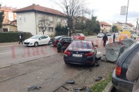 Saobraćajka u banjalučkom naselju Lauš: Vozaču pozlilo, tri auta slupana