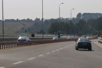 Саобраћај слабијег интензитета, упозорење на јаке ударе вјетра