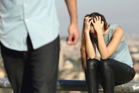 Virus pogađa i brakove, najprije one koji su već imali problem