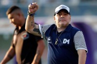 Maradona ne ostavlja ništa bivšoj ženi i ćerkama