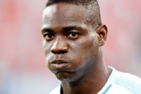 Baloteliju uništili automobil, ''Super Mario'' javno zaprijetio vandalima