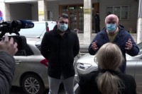Protest Hrvata iz Teslića ispred zgrade CIK-a zbog pokradenih glasova