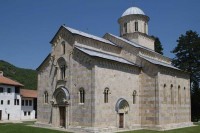 Manastir Dečani među 12 najugroženijih objekata kulturnog nasljeđa Evrope