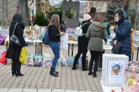 У Братунцу одржан базар за помоћ дјечаку Оливеру