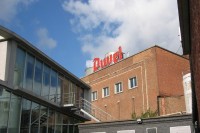 Fajzer i Duvel koriste istu vodu za vakcine i pivo