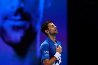 Novak stigao Konorsa, sad napada Federera