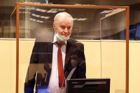 Odbrana generala Mladića traži produženje roka za statusnu konferenciju