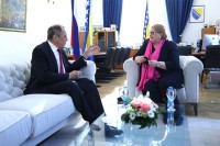 Lavrov: Zatvoriti kancelariju visokog predstavnika