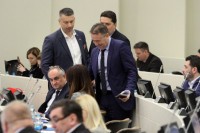 Ministar iz DNS-a ostaje na funkciji