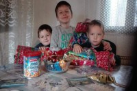 Подијељено 160 никољданских пакетића за дјецу у Глини на Банији