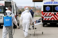 Вирусом корона заражено још 240 људи, 16 преминуло