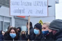 Mještani Blažuja protestovali: Migranti nas napadaju, previše ih je tu i niko ne reaguje