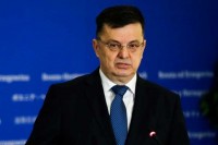 Tegeltija: Prioriteti spasavanje života i borba za radna mjesta