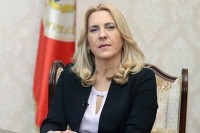 Цвијановић: У 2021. да превазиђемо пандемију и изазове који се нађу на путу