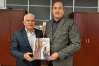 "Šumama Srpske" uručena zahvalnica Odbora za pomoć Srbima na Kosovu i Metohiji