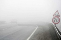 Магла и снијег јутрос успоравају саобраћај