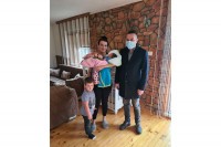 Градоначелник Добоја даровао прворођену бебу