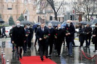 Српски званичници положили вијенце поводом 9. јануара - Дана Републике