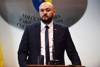 Smijenjen zamjenik ministra civilnih poslova Siniša Ilić