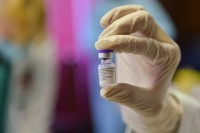 Зељковић: Све доступне вакцине против вируса корона развијају имунитет