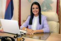 Давидовић: Приоритет задржати младе у Српској