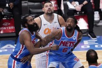 Harden tripl-dablom debitovao za Bruklin