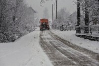 АМС: Због нових сњежних падавина отежан саобраћај